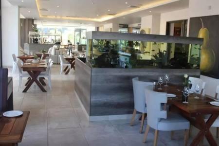 Sandton Skye Apartment Johannesburg Bagian luar foto
